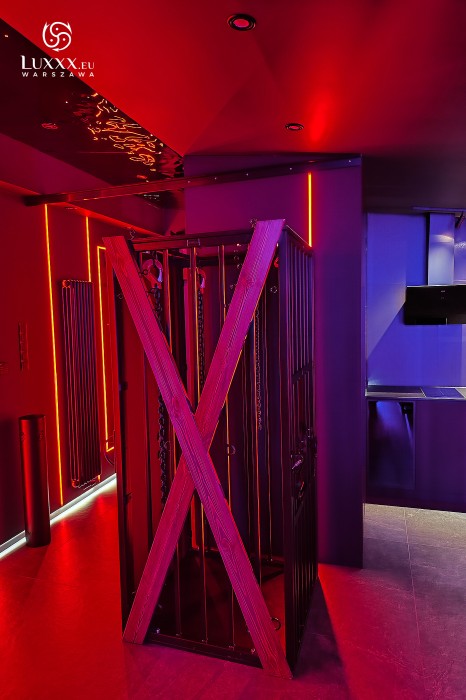 LUXXX -  Adults only apartment in Warsaw